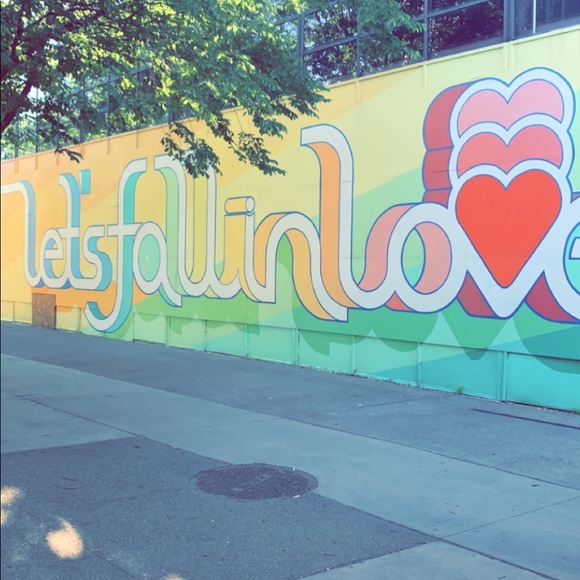 Hi, Lauren here! 👋🏽☺️🌈 - Picture 4 of 7